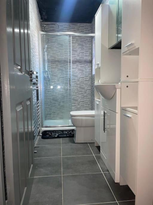 Modern 2 Bedroom Apartment In Derby City Centre Luaran gambar